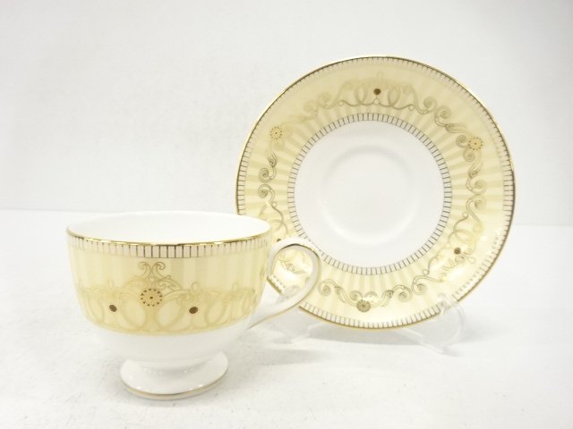 Pottery & Ceramics